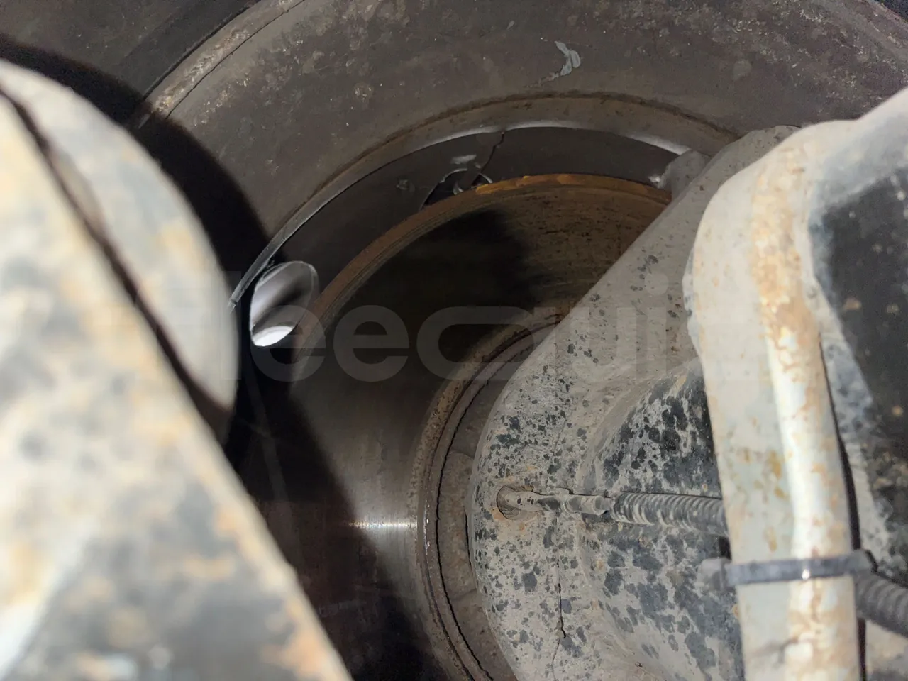 Iveco Irisbus France SFR115-362 - Euro3 - 266kW - 11.995mt - axle 2 discs right