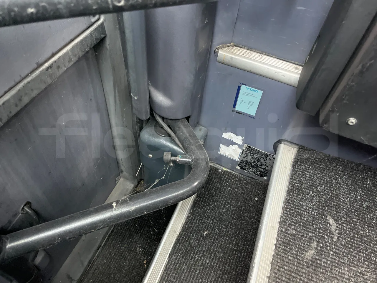 Iveco Irisbus France SFR115-362 - Euro3 - 266kW - 11.995mt - door mechanism photo