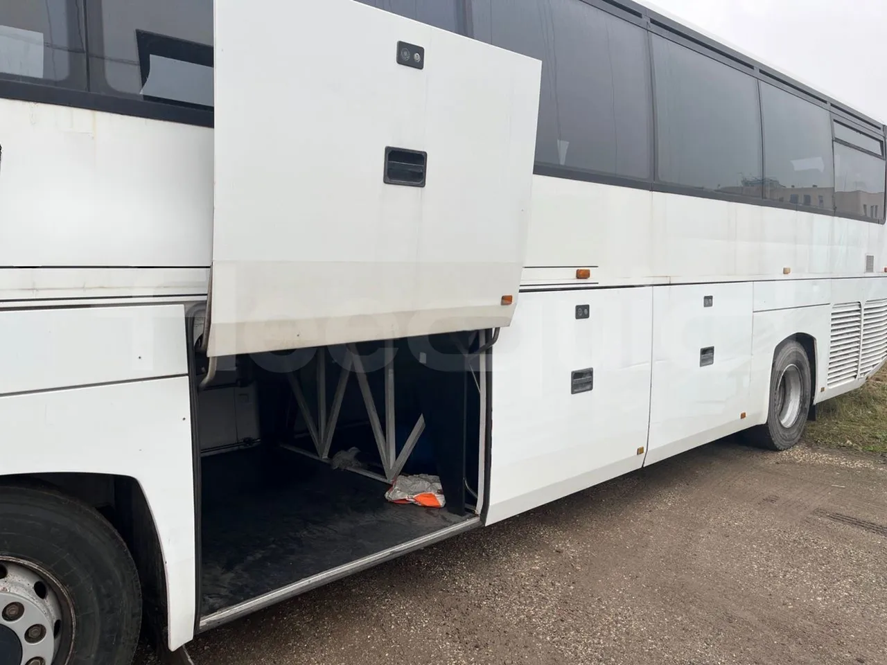 Iveco Iliade - external compartments photo