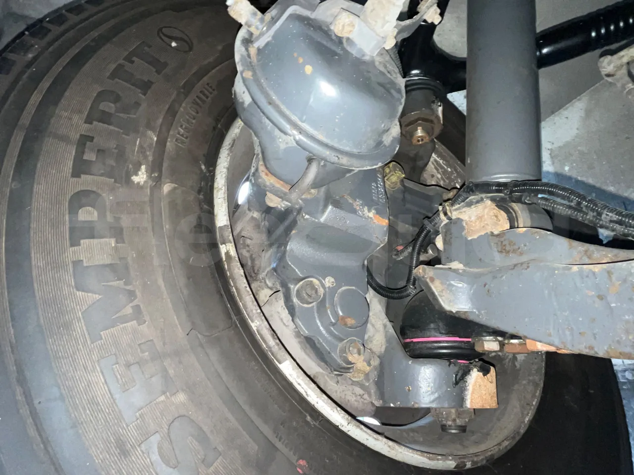 Iveco Irisbus France SFR115-362 - Euro3 - 266kW - 11.995mt - front brake calipers right