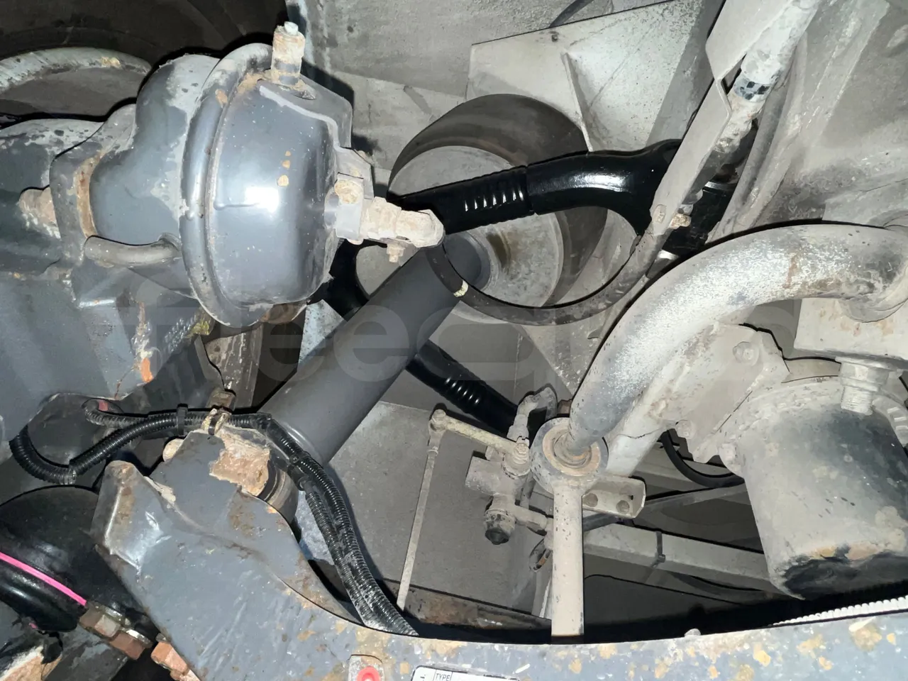 Iveco Irisbus France SFR115-362 - Euro3 - 266kW - 11.995mt - front shock absorbers right