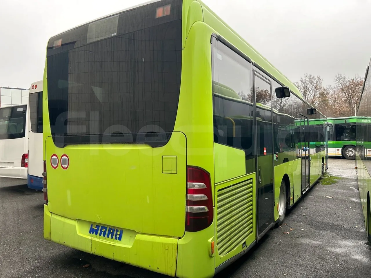 Mercedes-Benz Citaro O 530 LE - Euro5 - 220kW - 13.057mt - 3/4 right rear doors closed
