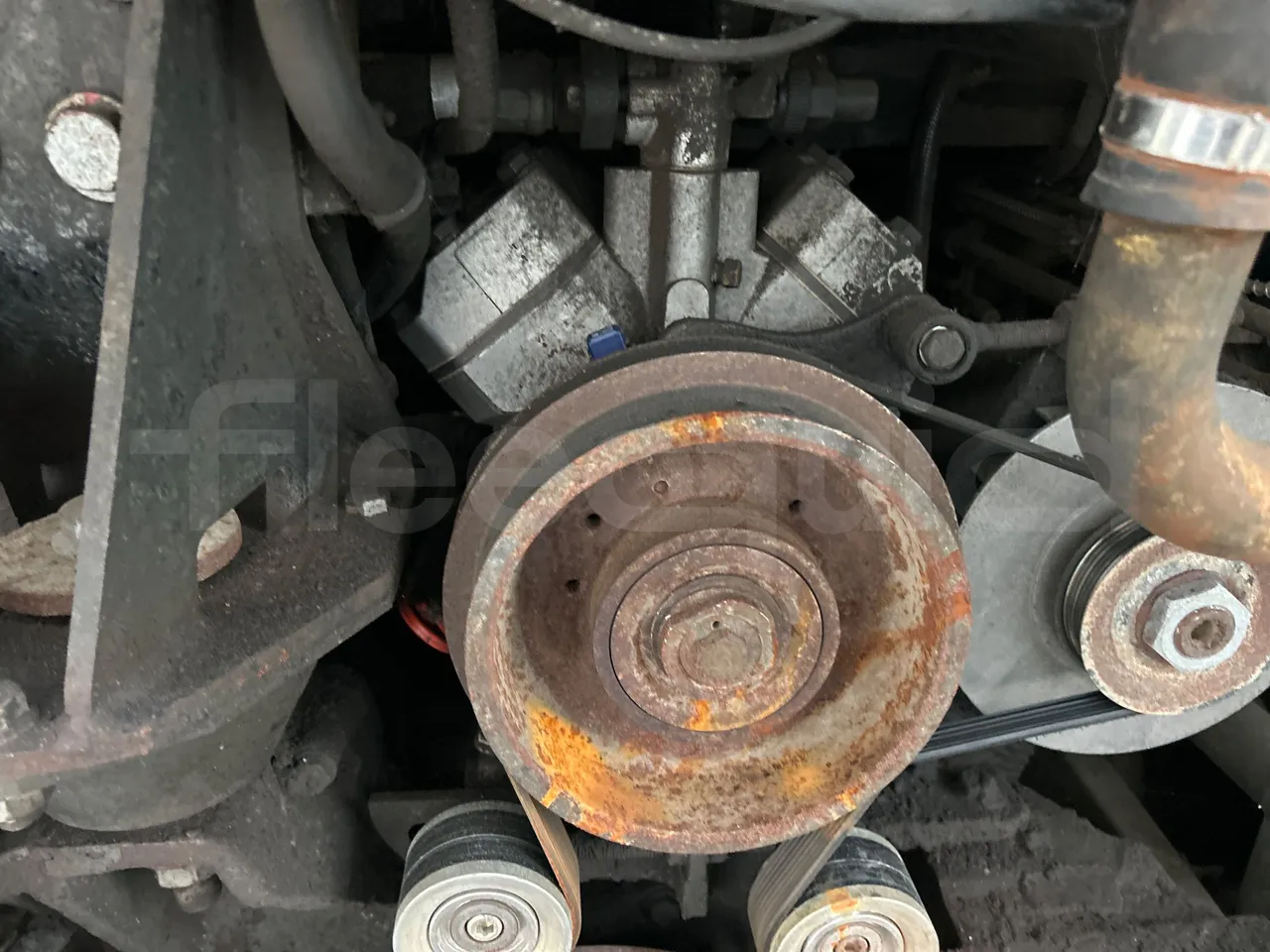 Mercedes-Benz Citaro O 530 LE - Euro5 - 220kW - 13.057mt - air conditioning compressor