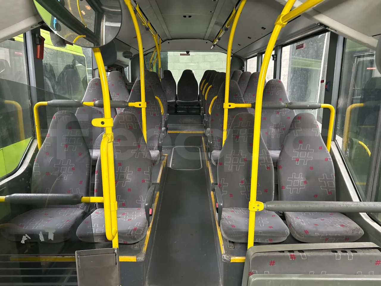 Mercedes-Benz Citaro O 530 LE - Euro5 - 220kW - 13.057mt - reverse view middle aisle