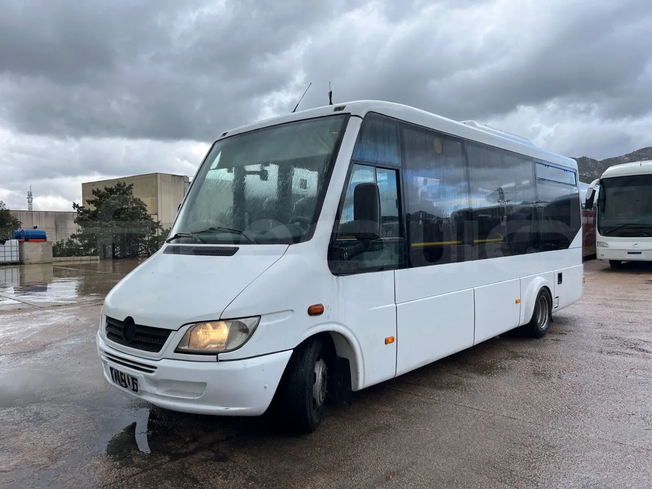 Mercedes-Benz Sprinter 905.6 - Euro3 -115 kW - 6.945 mt - 3/4 front left