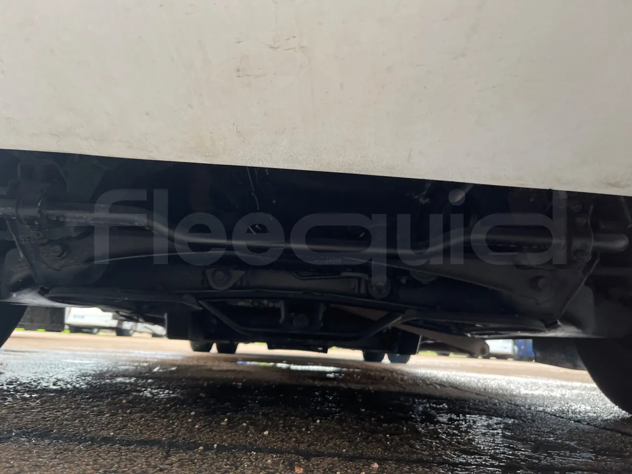 Mercedes-Benz Sprinter 905.6 - Euro3 -115 kW - 6.945 mt - front undercarriage from front