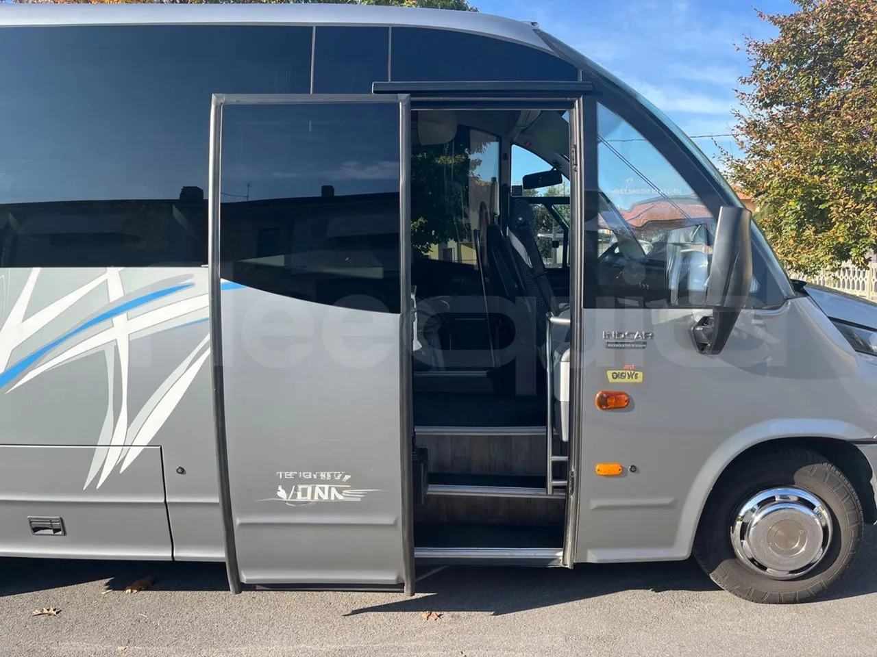 Indcar Wing WGIVMY11/ Euro 6 - 132 Kw - 7.995 Mt - front door 1 open