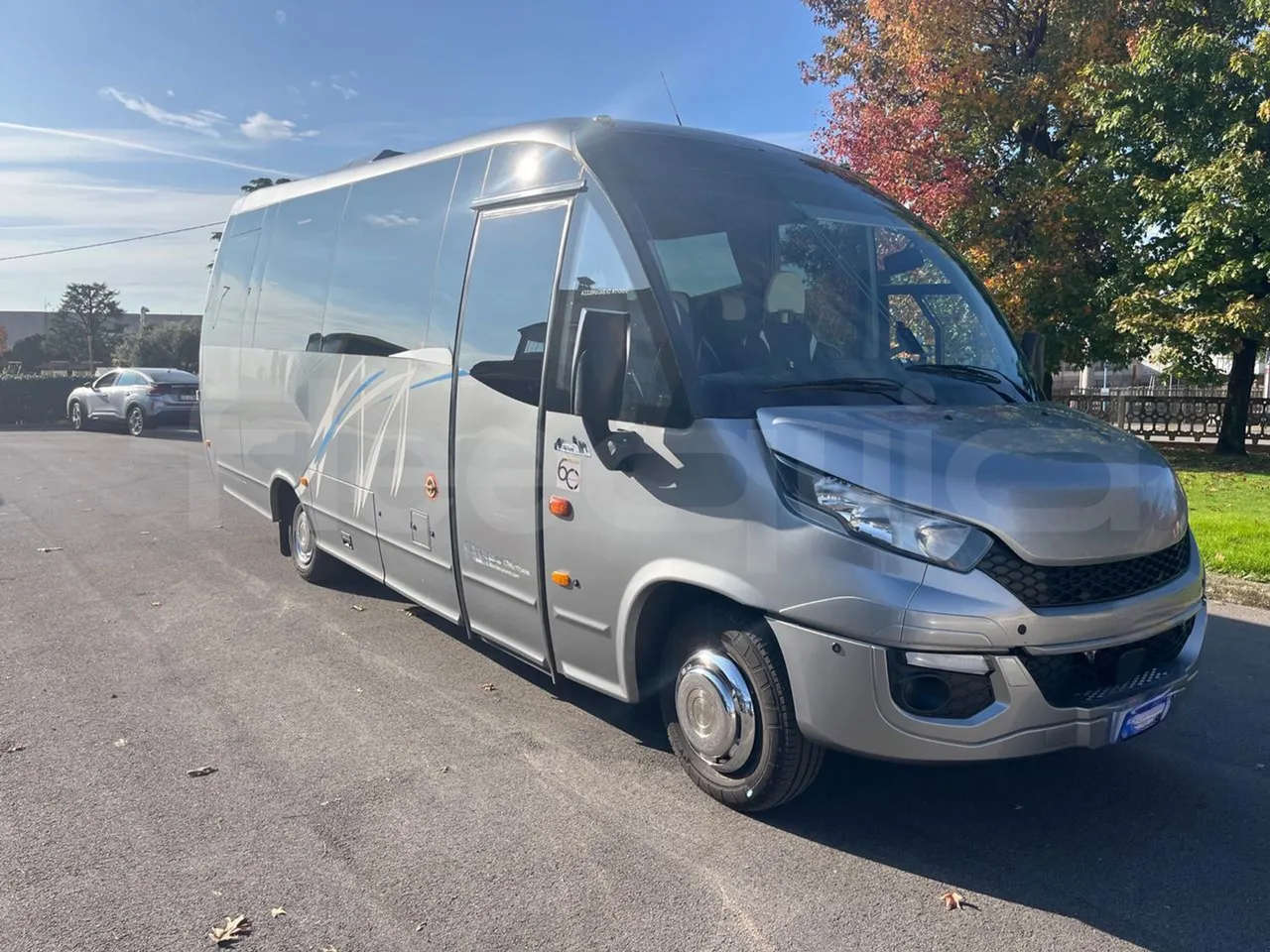 Indcar Wing WGIVMY11/ Euro 6 - 132 Kw - 7.995 Mt - 3/4 front right doors