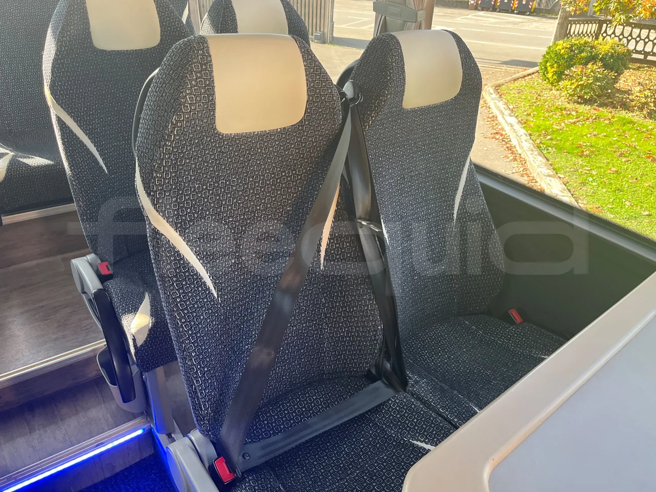 Indcar Wing WGIVMY11/ Euro 6 - 132 Kw - 7.995 Mt - central seat safety belt