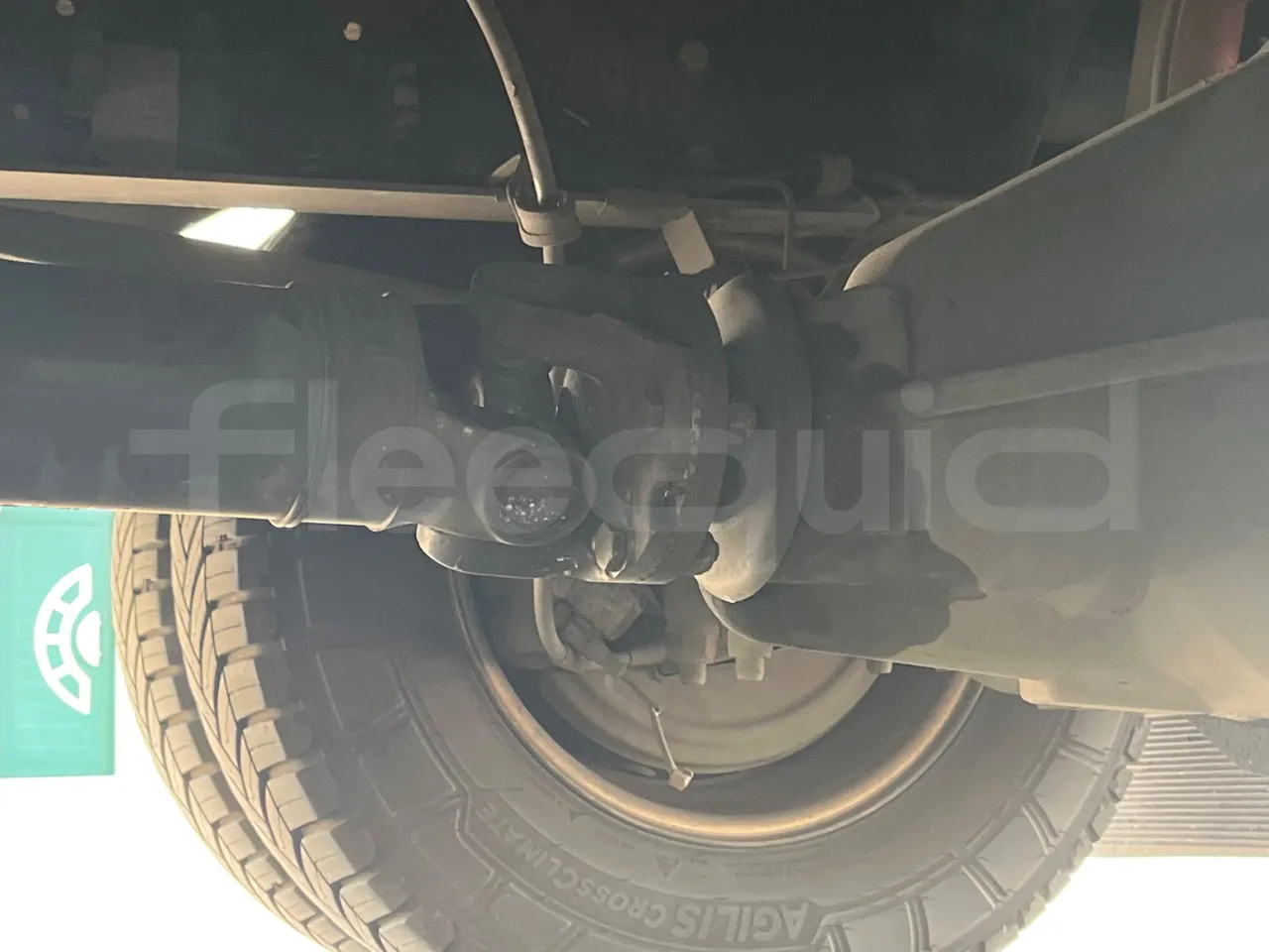 Indcar Wing WGIVMY11/ Euro 6 - 132 Kw - 7.995 Mt - driveshaft photo