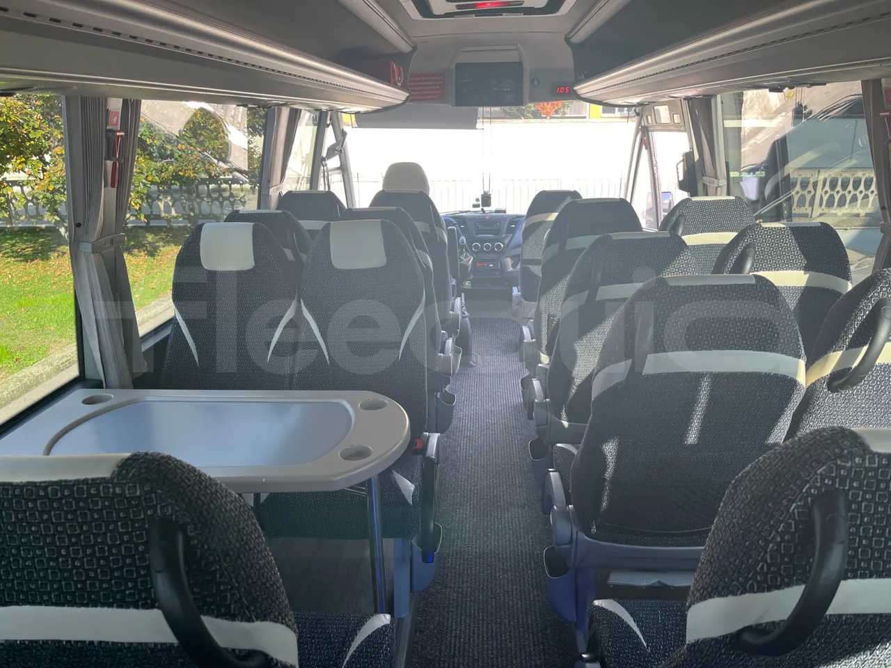 Indcar Wing WGIVMY11/ Euro 6 - 132 Kw - 7.995 Mt - forward view all seats last row height