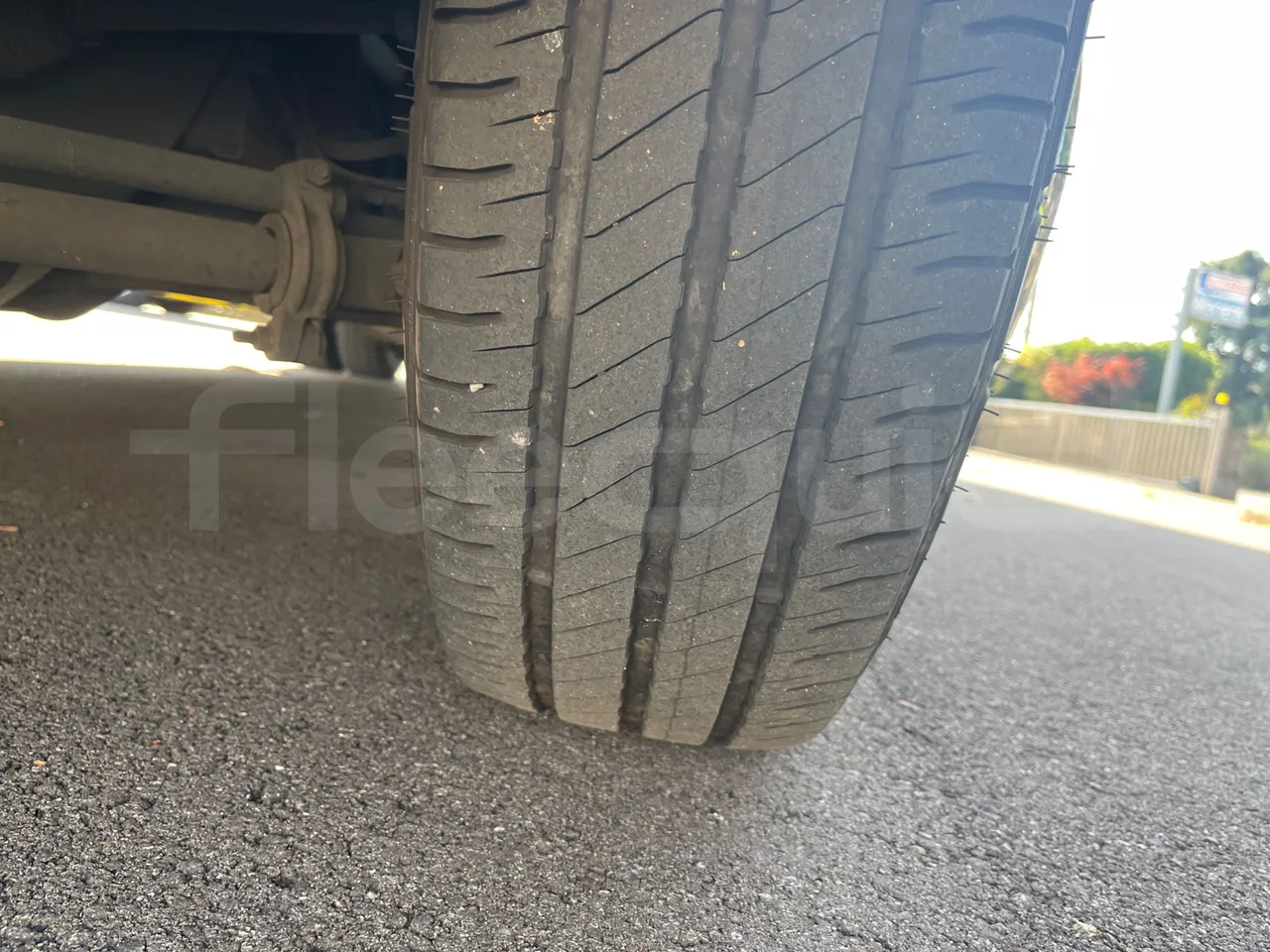 Indcar Wing WGIVMY11/ Euro 6 - 132 Kw - 7.995 Mt - tread condition front tires right