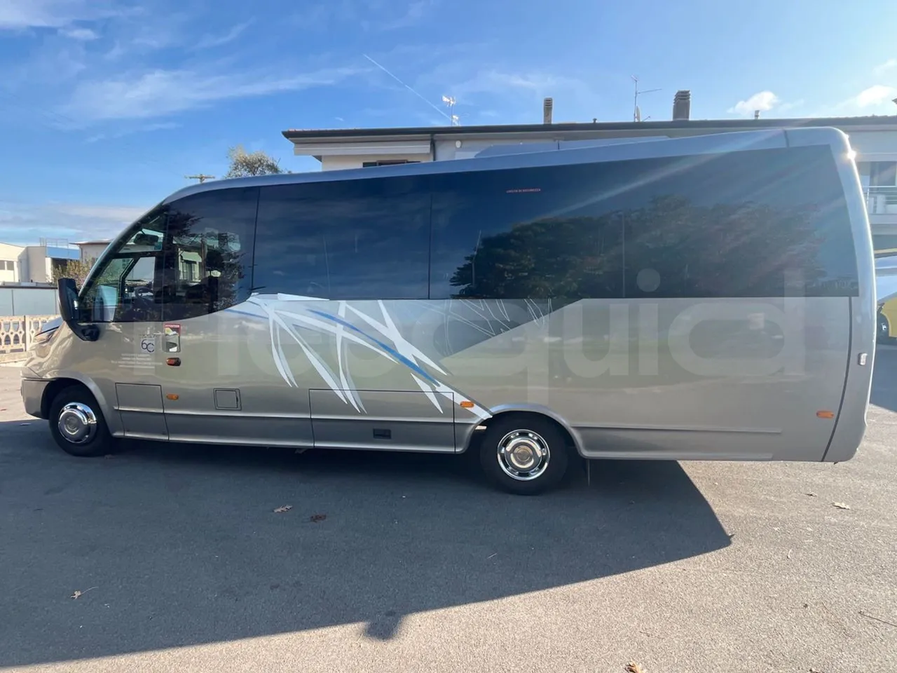 Indcar Wing WGIVMY11/ Euro 6 - 132 Kw - 7.995 Mt - left side photo