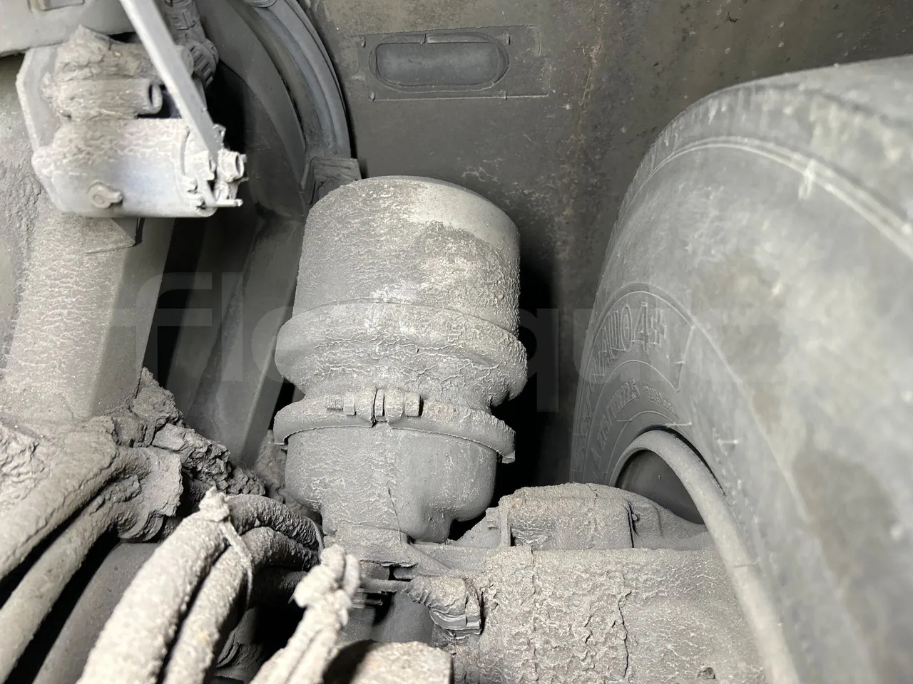 Mercedes-Benz O 530 G- 3P - Euro5 - 260kW - 17.940mt - axel 3 caliper brakes left