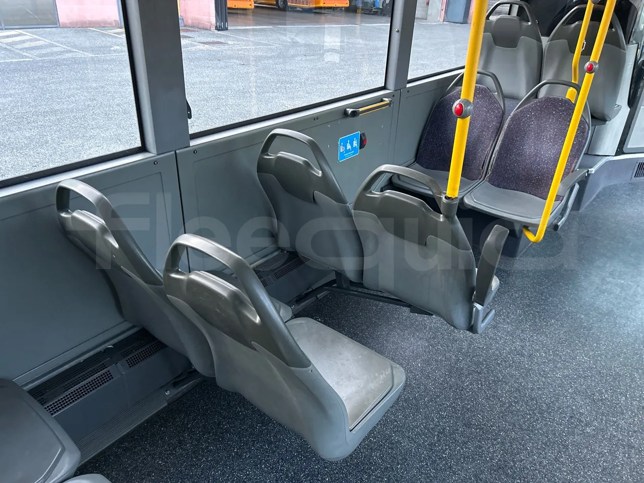 Mercedes-Benz O 530 G- 3P - Euro5 - 260kW - 17.940mt - mesh detail photo