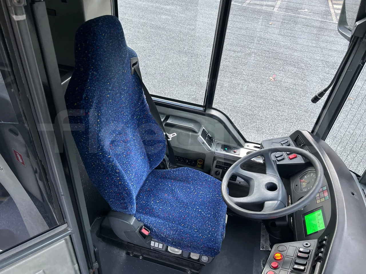 Mercedes-Benz O 530 G- 3P - Euro5 - 260kW - 17.940mt - driver's seat photo