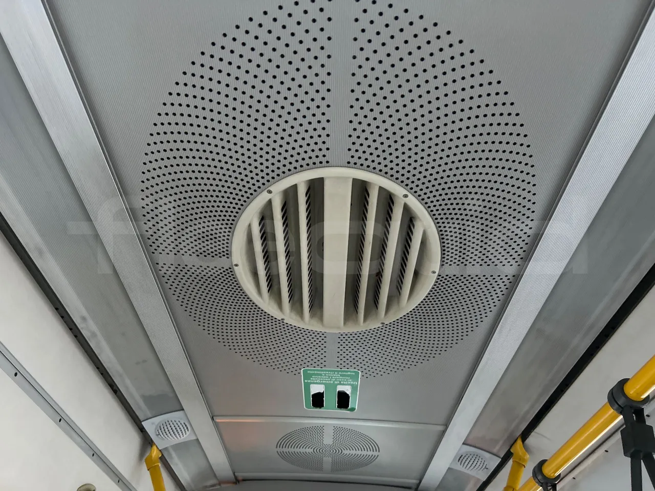 Mercedes-Benz O 530 G- 3P - Euro5 - 260kW - 17.940mt - roof hatch 2