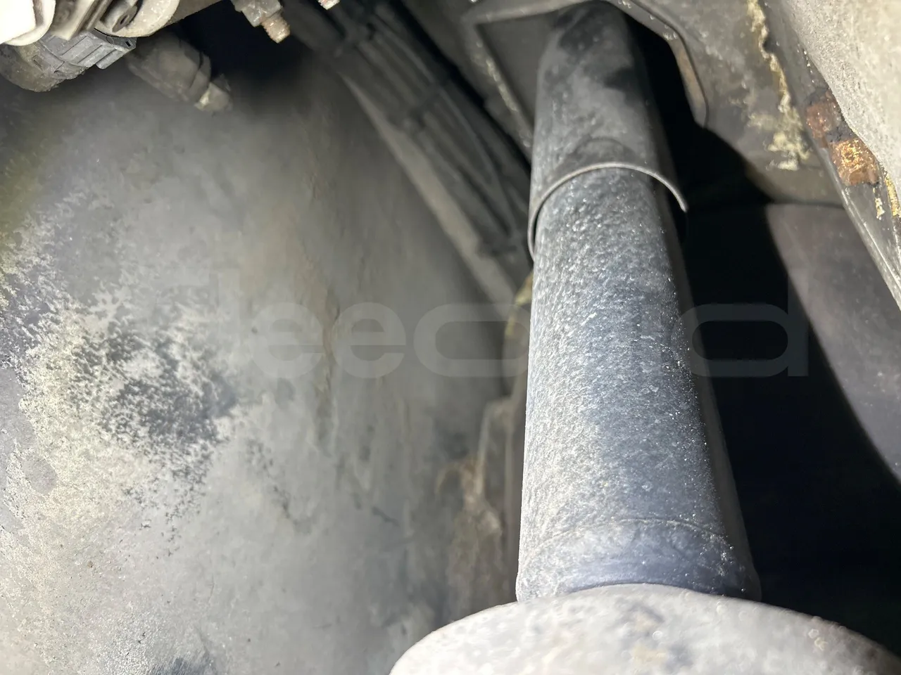 Mercedes-Benz O 530 G- 3P - Euro5 - 260kW - 17.940mt - axle 3 air springs 1 left