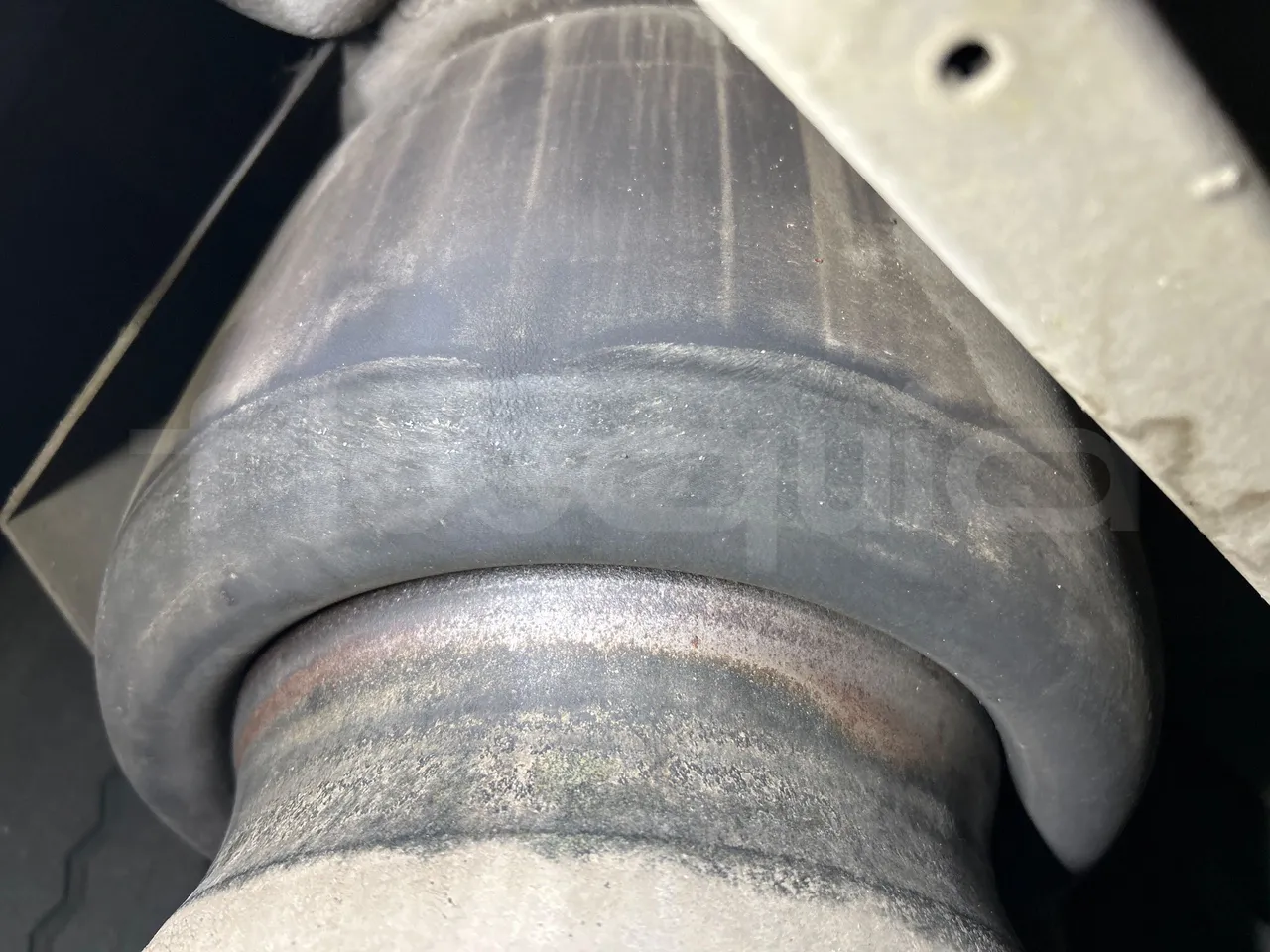 Mercedes-Benz O 530 G- 3P - Euro5 - 260kW - 17.940mt - axel 3 shock absorbers 2 left