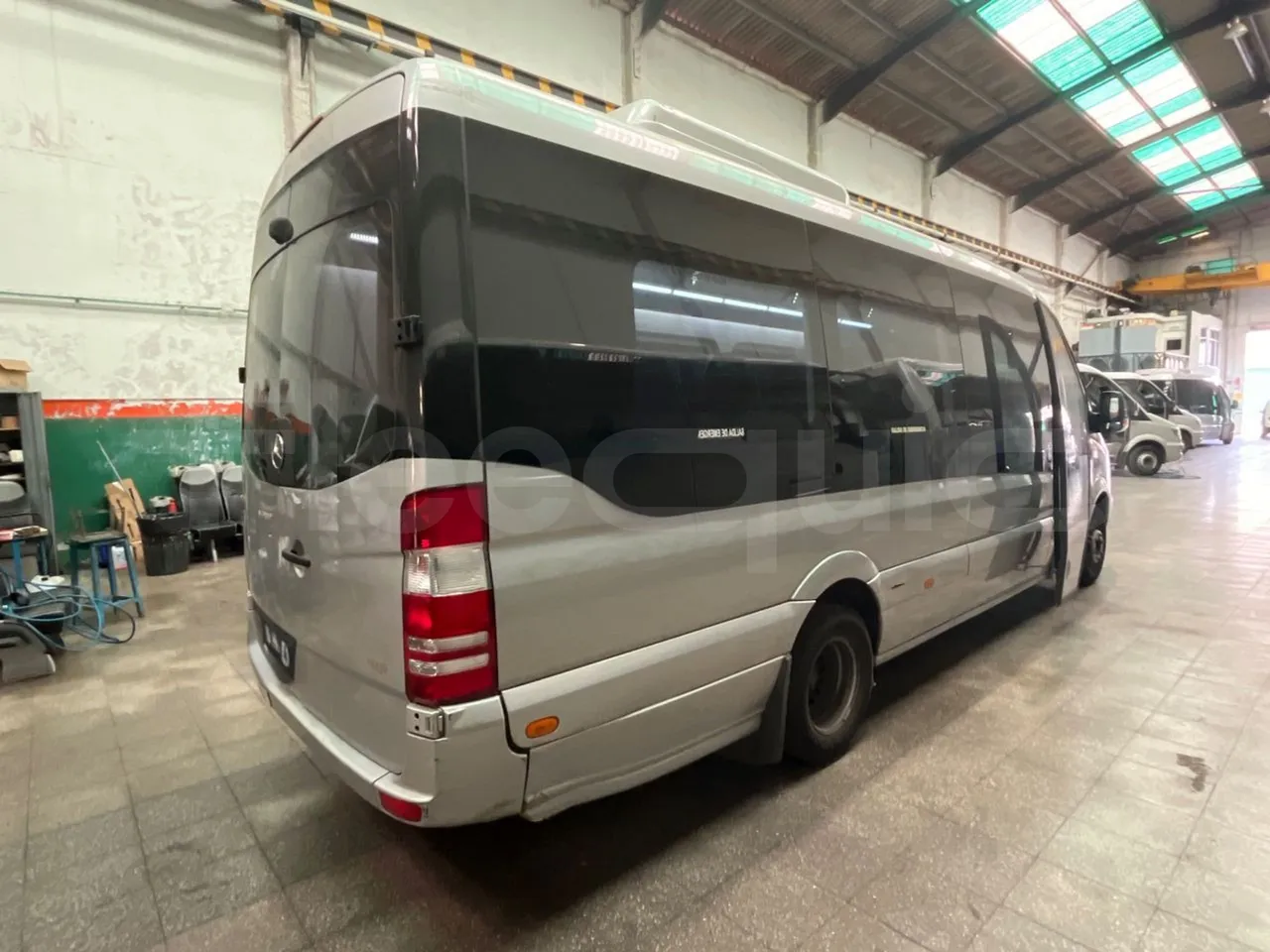 Mercedes-Benz Sprinter Noge - EUR6 - 140kW - 7.361m - 3/4 right rear doors open