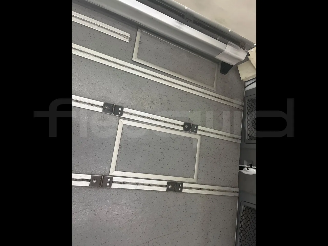 Mercedes-Benz Sprinter Noge - EUR6 - 140kW - 7.361m - floor hatches photo