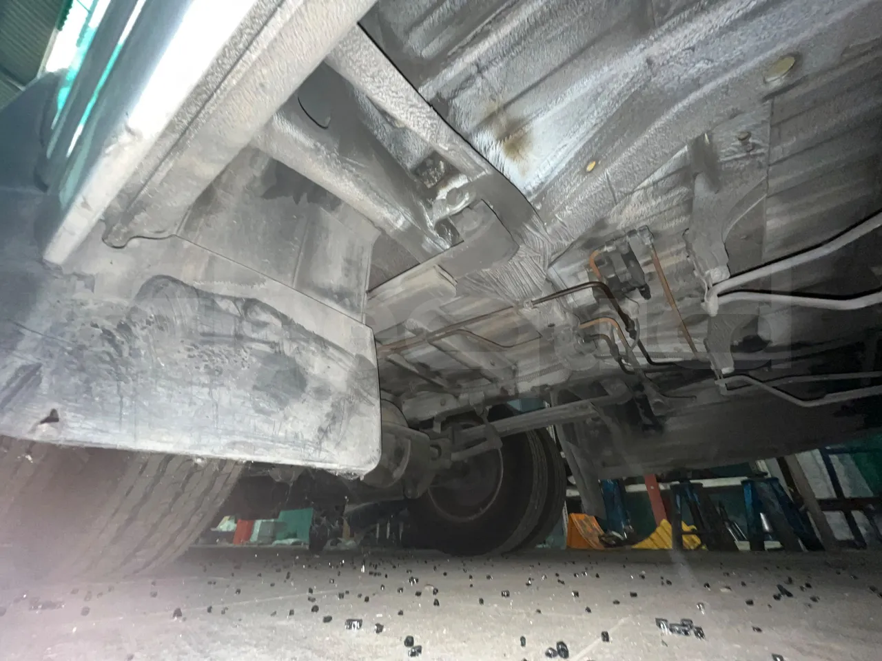 Mercedes-Benz Sprinter Noge - EUR6 - 140kW - 7.361m - axle 2 shock absorbers 1 left