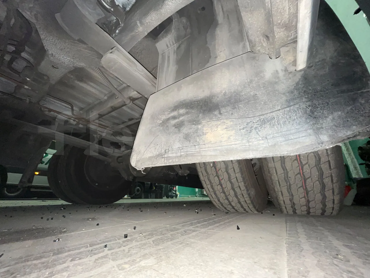 Mercedes-Benz Sprinter Noge - EUR6 - 140kW - 7.361m - axle 2 shock absorbers 1 right