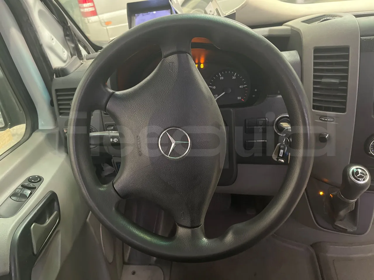Mercedes-Benz Sprinter Noge - EUR6 - 140kW - 7.361m - steering wheel photo