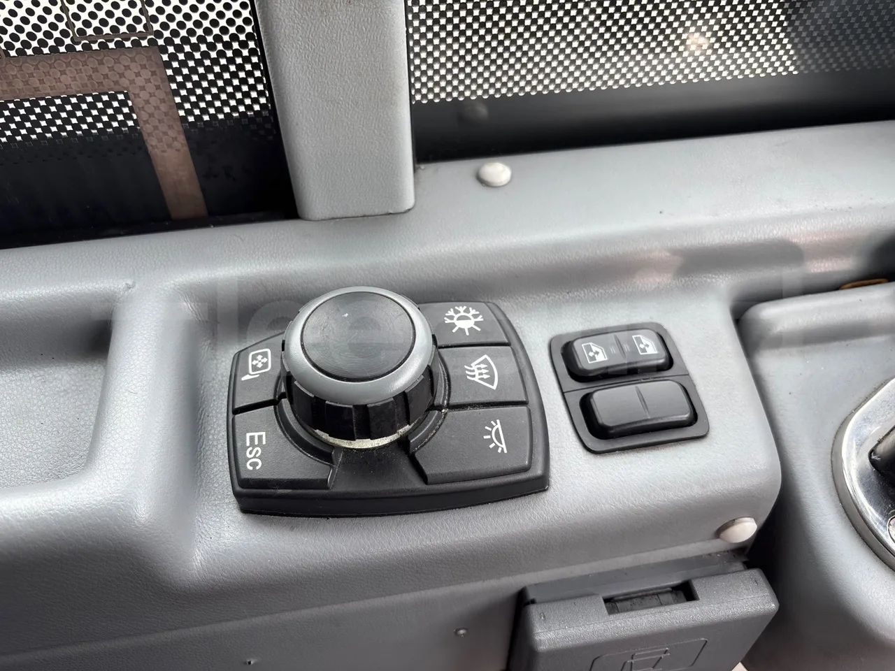 Van Hool Astromega TDX27 - EUR6 - 375kW - 14.105m - onboard devices 2