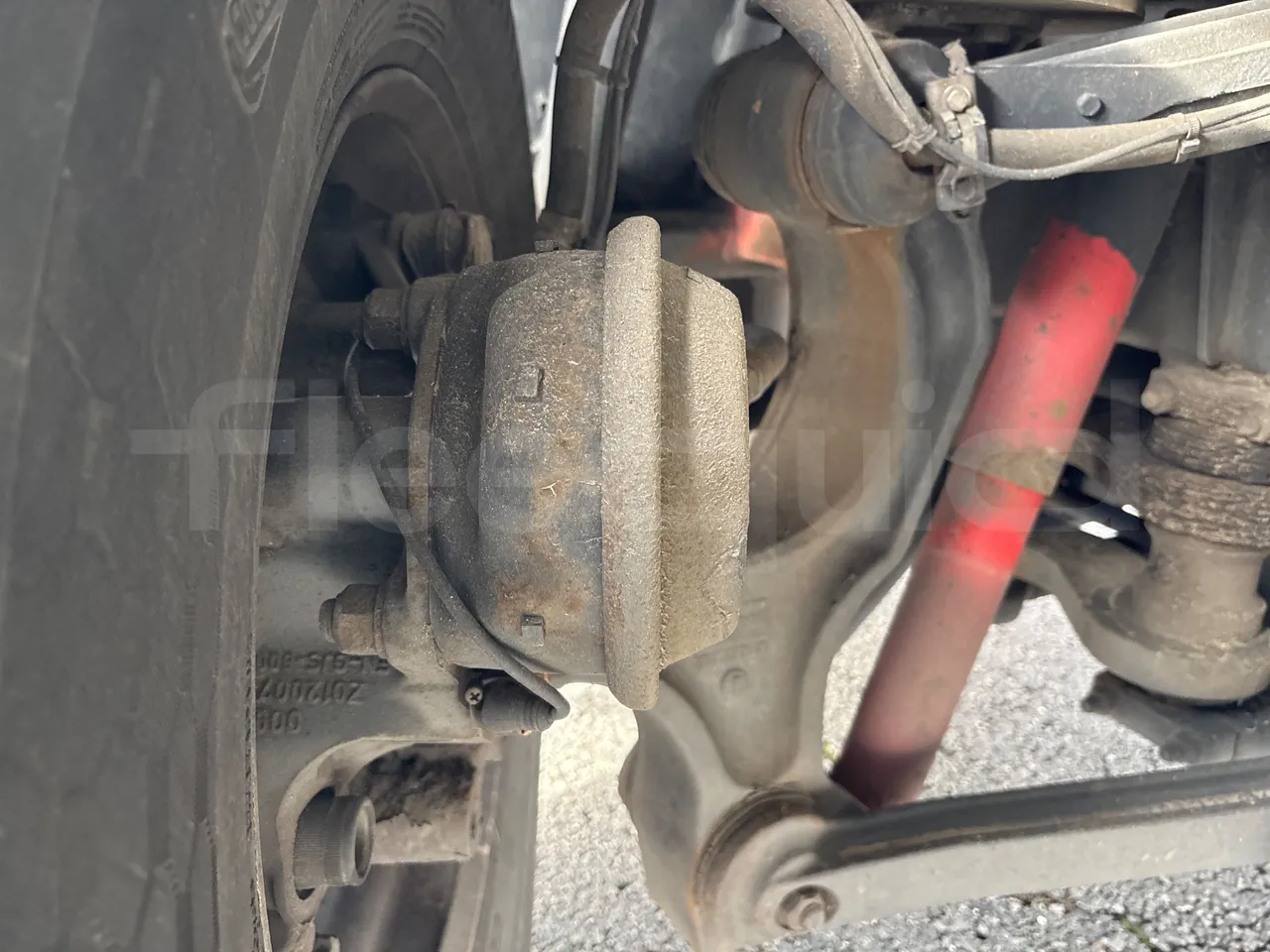 Van Hool Astromega TDX27 - EUR6 - 375kW - 14.105m - front brake calipers right