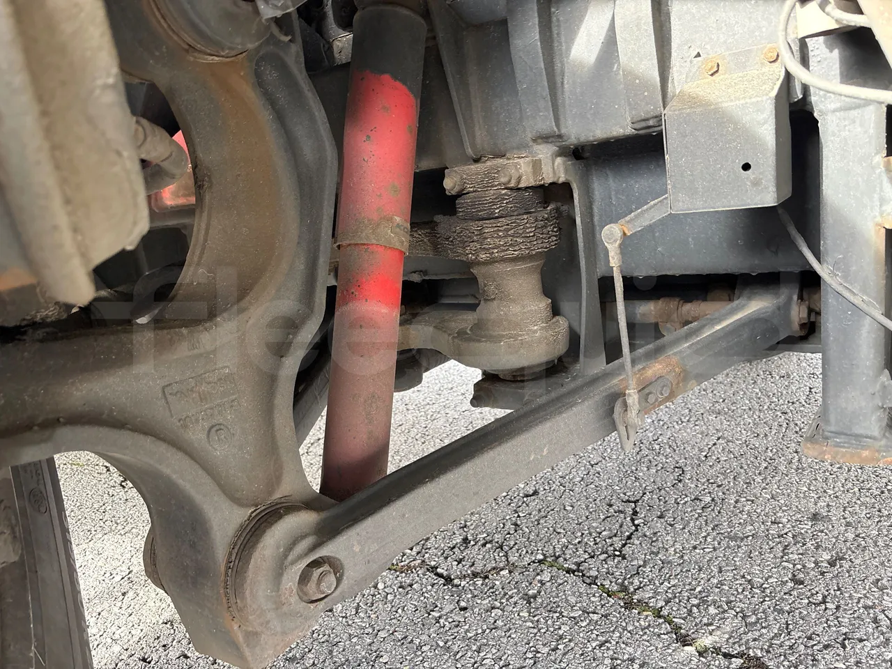 Van Hool Astromega TDX27 - EUR6 - 375kW - 14.105m - front shock absorbers right