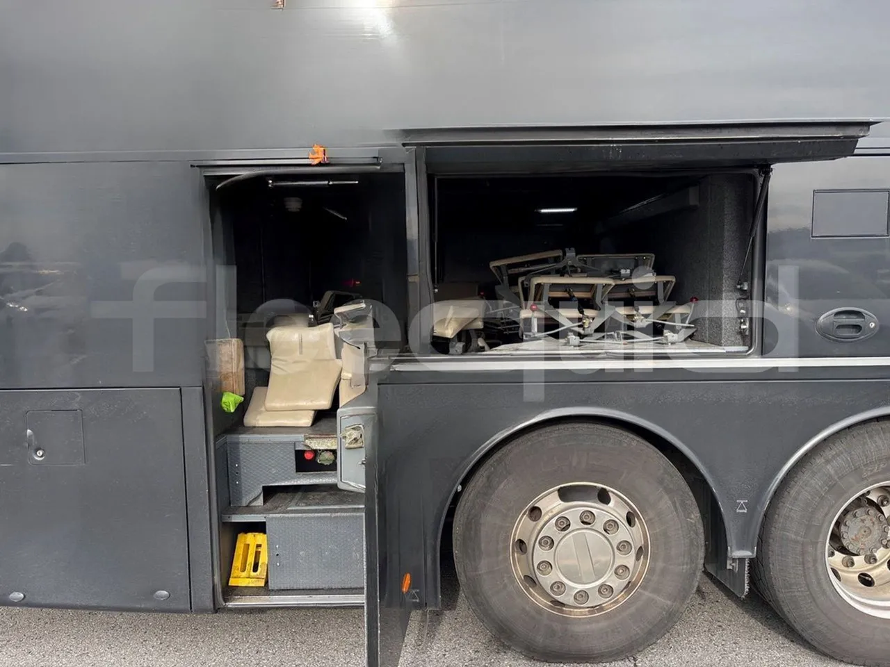 Van Hool Astromega TDX27 - EUR6 - 375kW - 14.105m - luggage rack photo