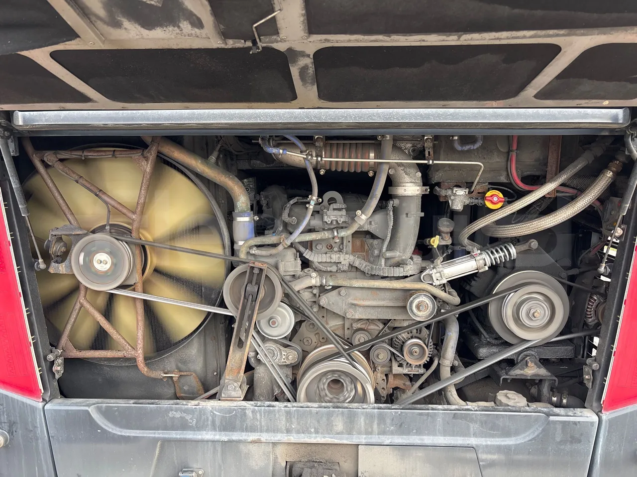 Van Hool Astromega TDX27 - EUR6 - 375kW - 14.105m - rear hatch open