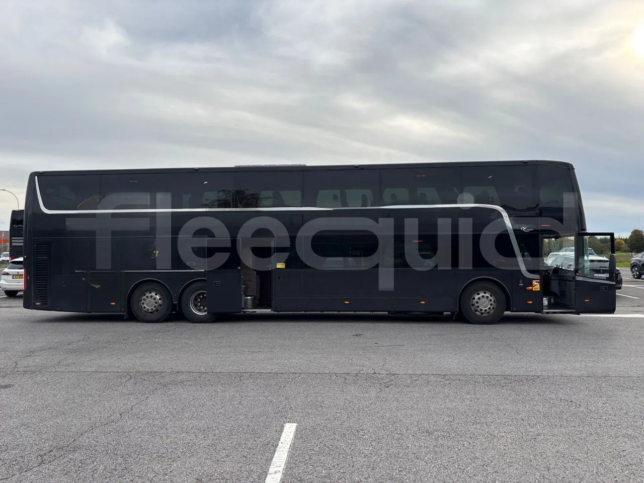 Van Hool Astromega TDX27 - EUR6 - 375kW - 14.105m - right side doors open