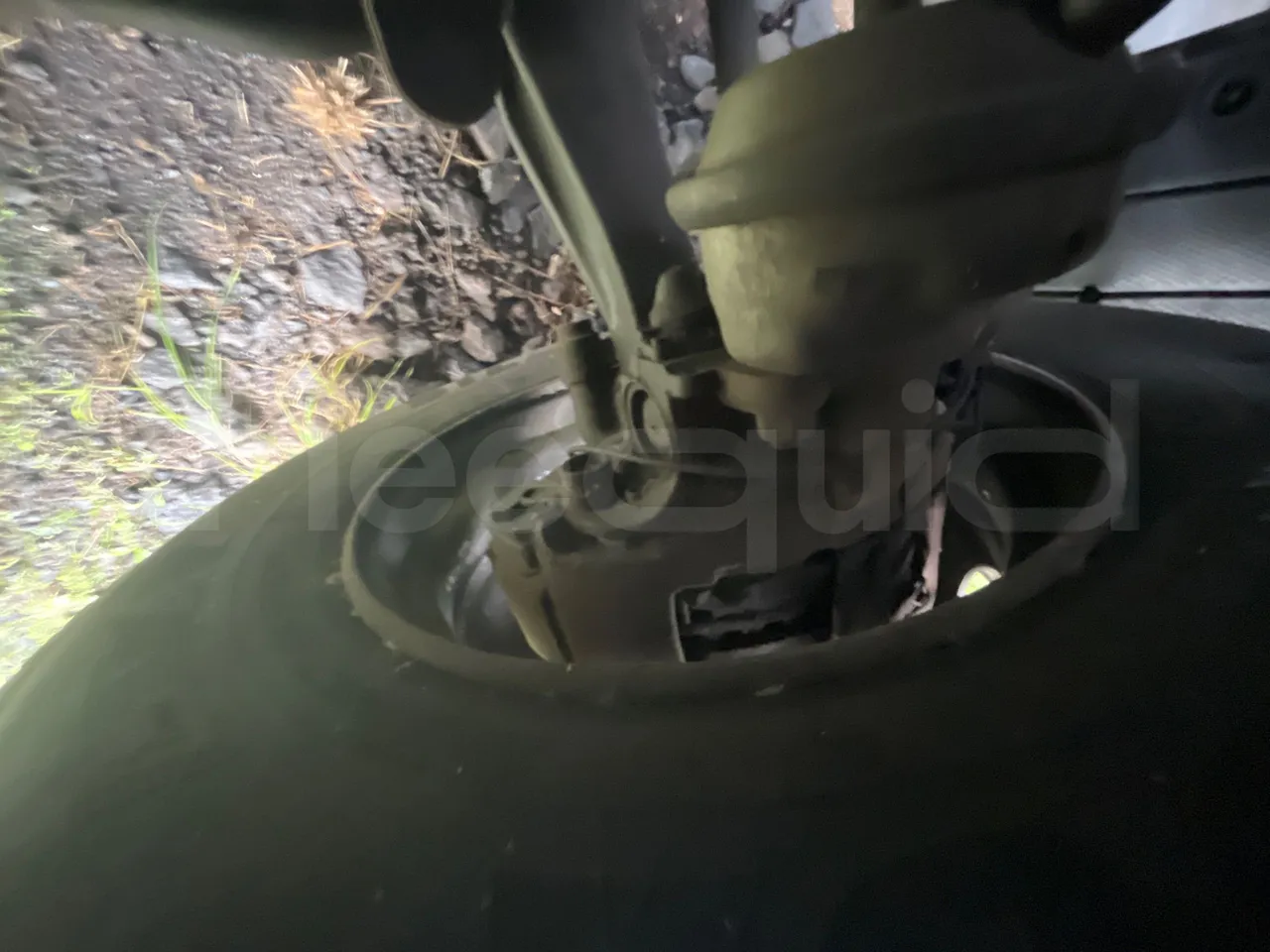 Iveco Faun Viatek 160/150 E4 SK600 - Euro5- 160kW - 6.917mt - front brake calipers left