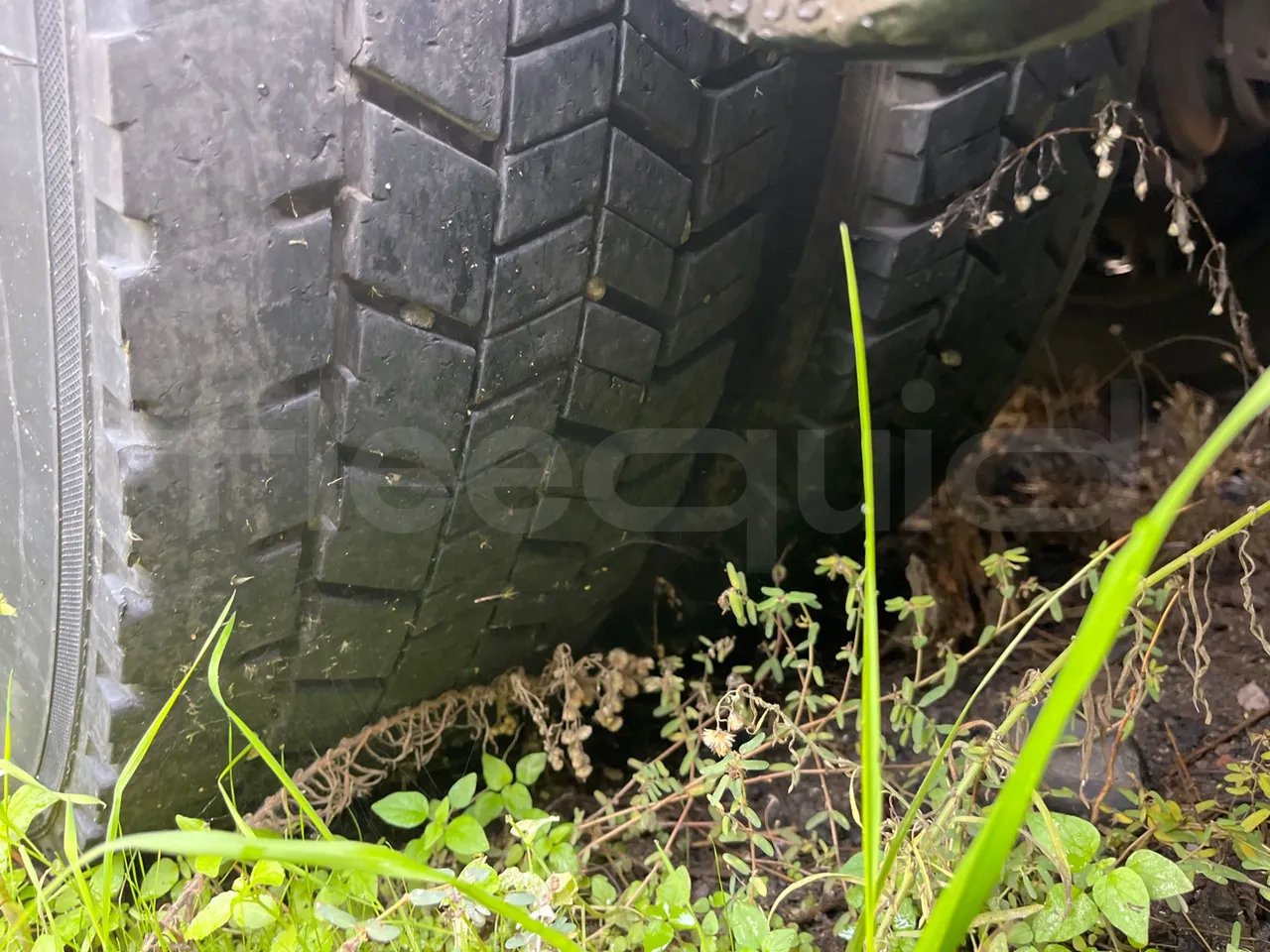 Iveco Faun Viatek 160/150 E4 SK600 - Euro5- 160kW - 6.917mt - tread condition second axle tires left