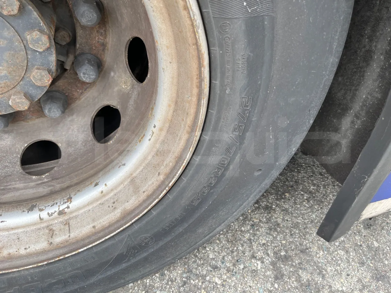 Vdl Citea SLE 120/310 - EUR6 - 228kW - 12.000m - tread condition front tires right