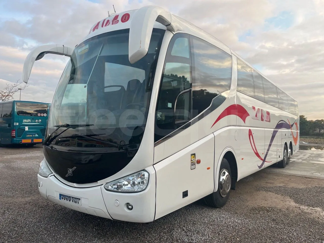 Volvo B13R 9700HD - Euro5 - 345kW - 14.980mt - 3/4 front left