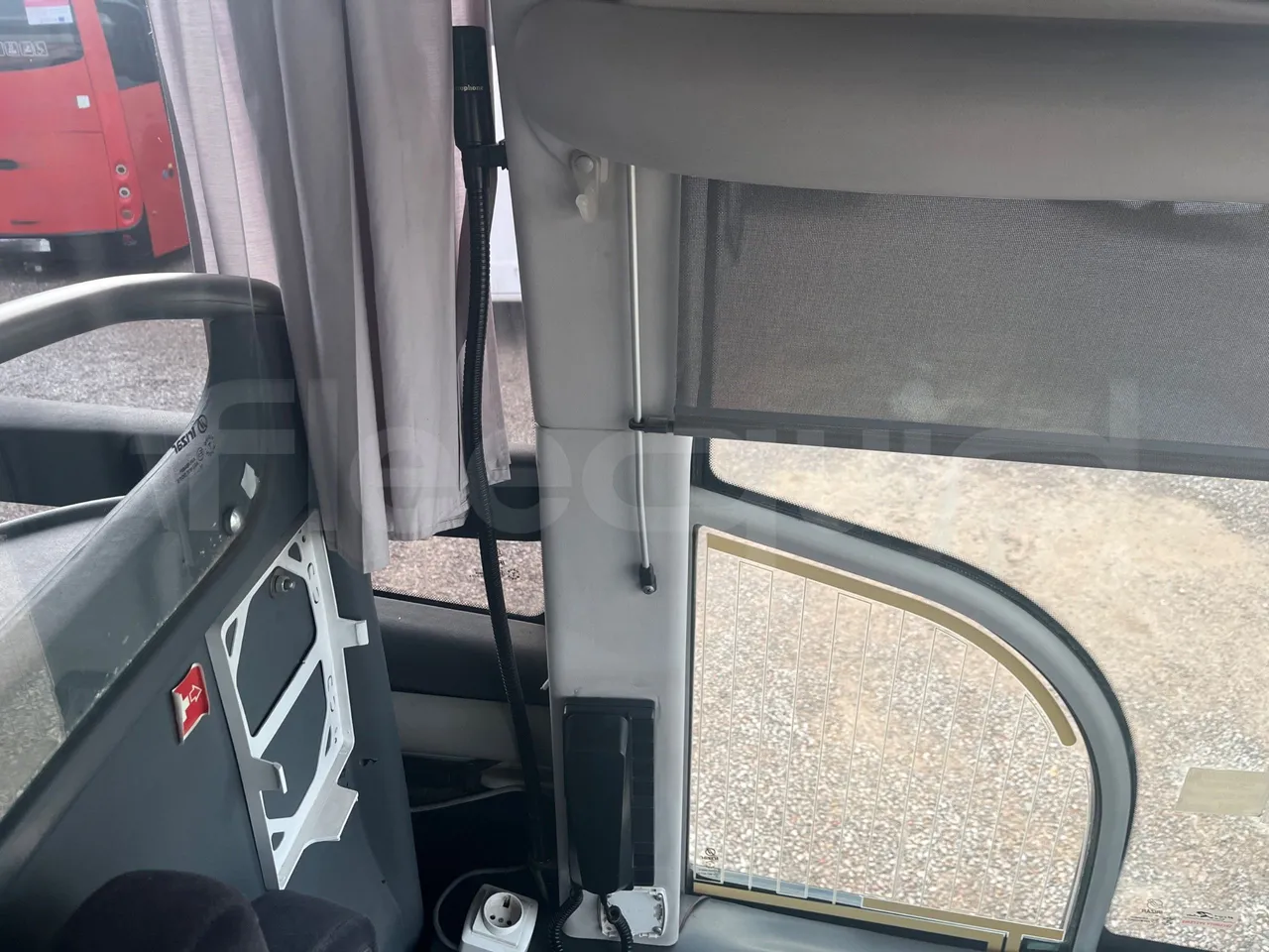 Volvo B13R 9700HD - Euro5 - 345kW - 14.980mt - driver microphone accessories photo