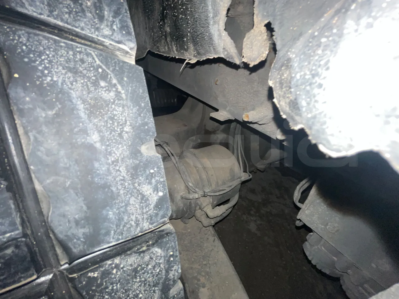 Volvo B13R 9700HD - Euro5 - 345kW - 14.980mt - axle 2 caliper brakes right