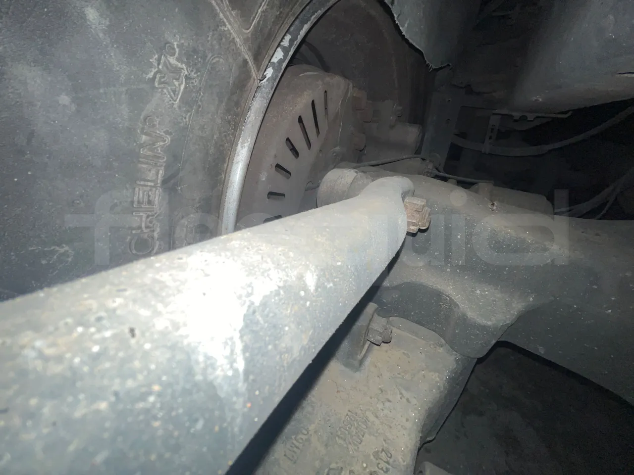 Volvo B13R 9700HD - Euro5 - 345kW - 14.980mt - axle 2 discs left