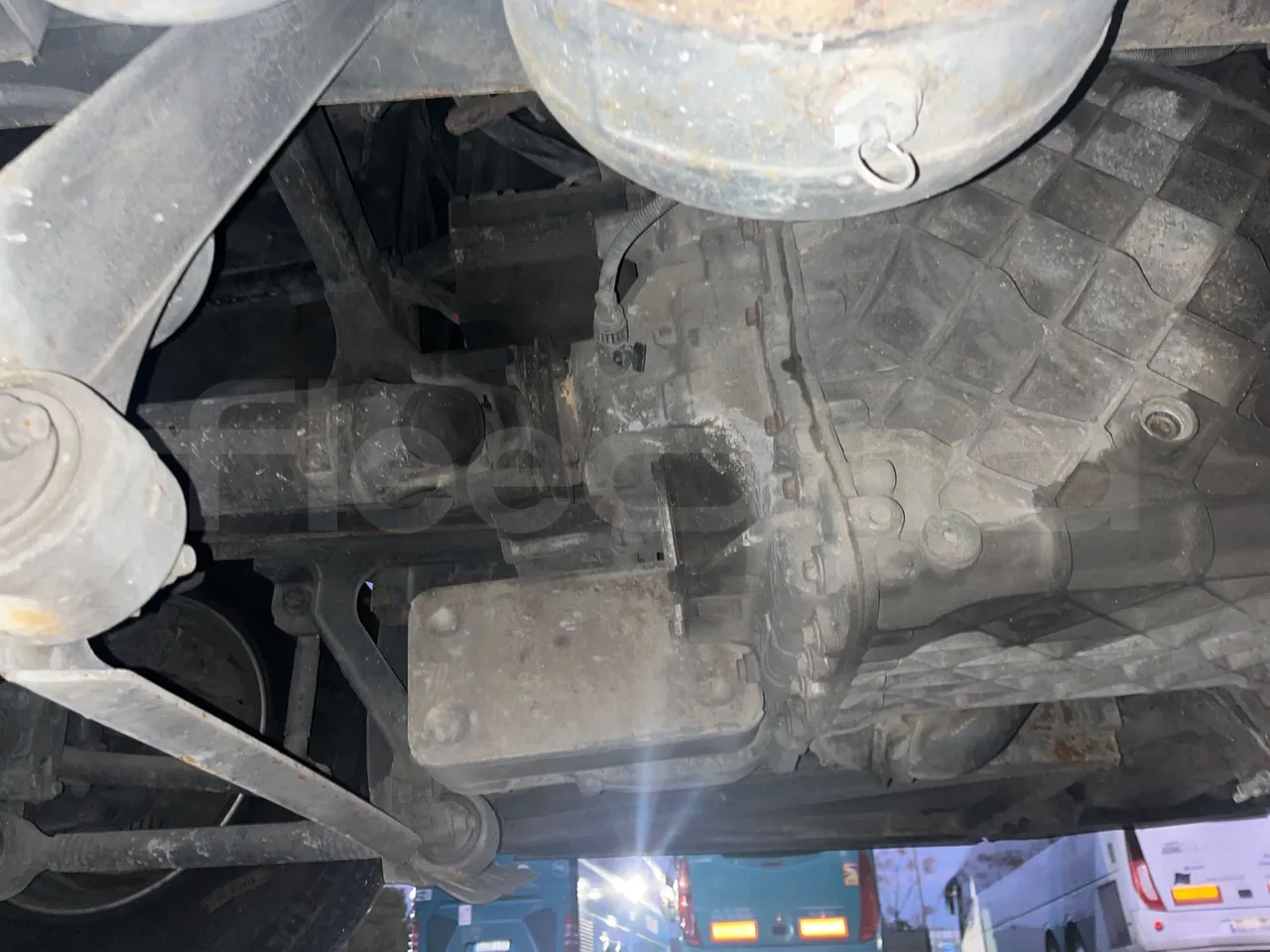 Volvo B13R 9700HD - Euro5 - 345kW - 14.980mt - driveshaft photo