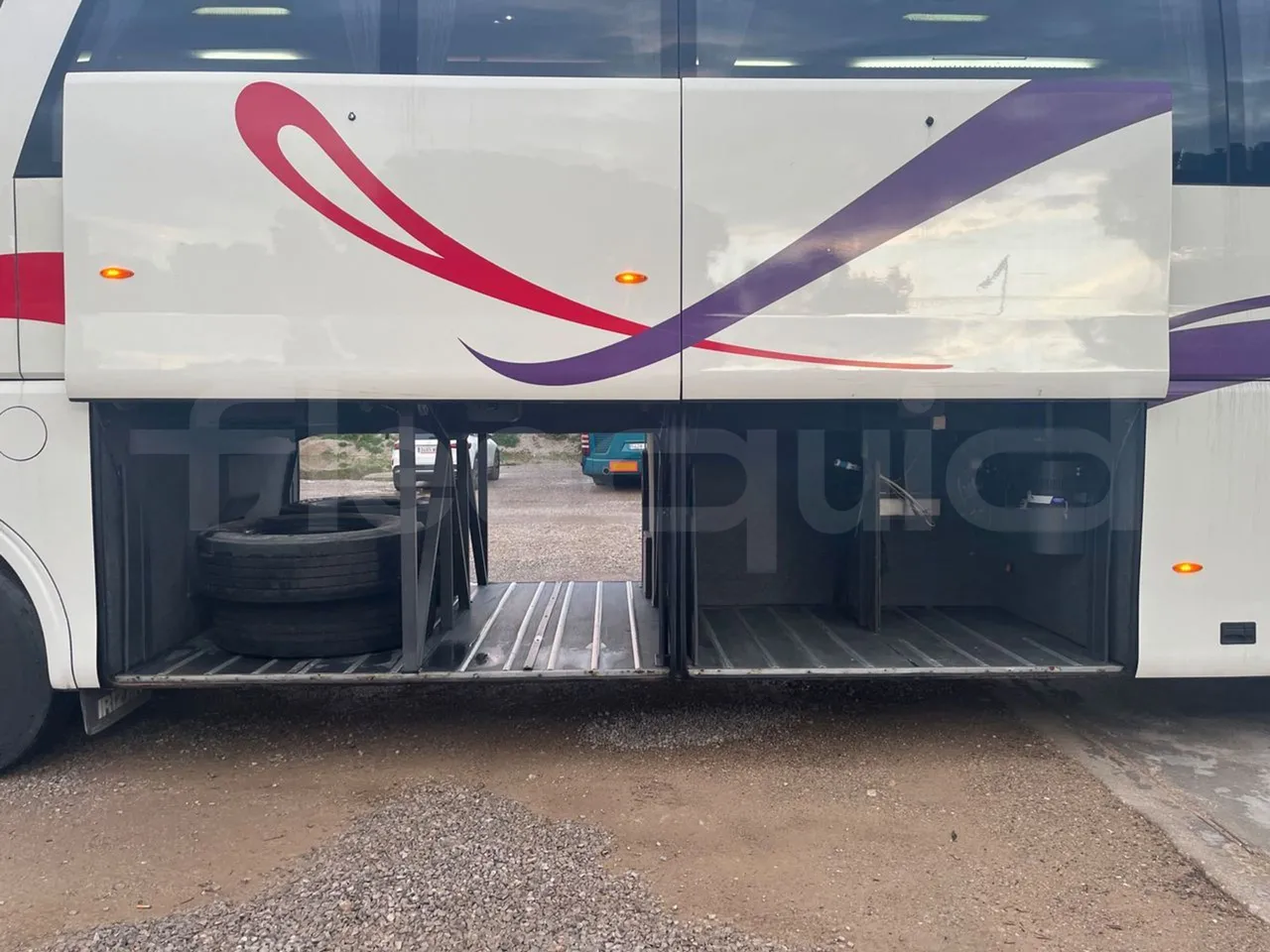 Volvo B13R 9700HD - Euro5 - 345kW - 14.980mt - luggage rack photo