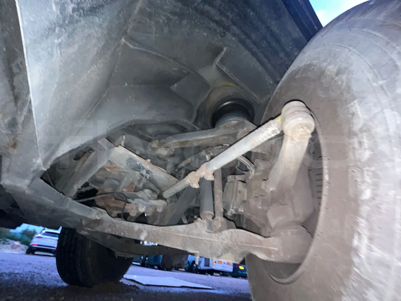 Volvo B13R 9700HD - Euro5 - 345kW - 14.980mt - front axle left side