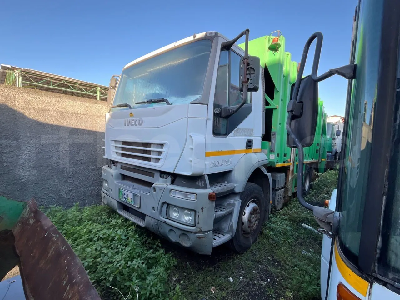 Iveco Magirus A260S/80 COMES - Euro3 - 218kW - 9.310mt - 3/4 front left