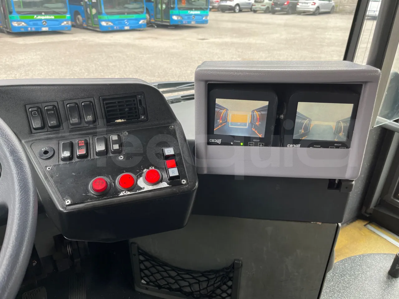 Mercedes-Benz O 530 G- 3P - Euro5 - 260kW - 17.940mt - onboard devices 1