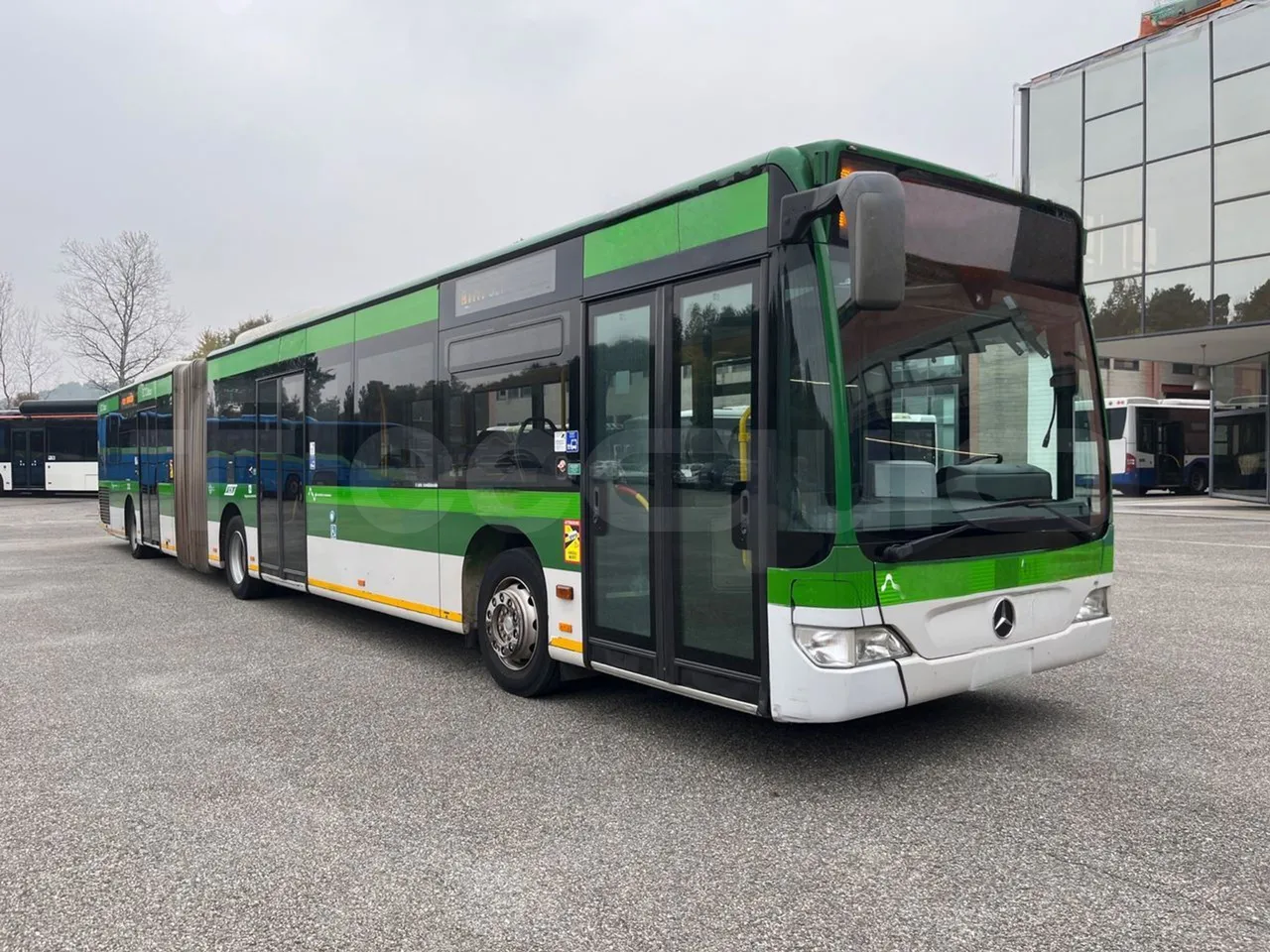 Mercedes-Benz O 530 G- 3P - Euro5 - 260kW - 17.940mt - Base cover photo