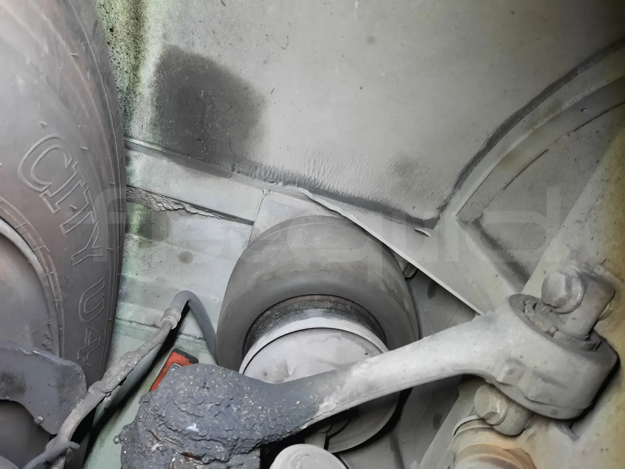 Mercedes-Benz O 530 G- 3P - Euro5 - 260kW - 17.940mt - front air springs left