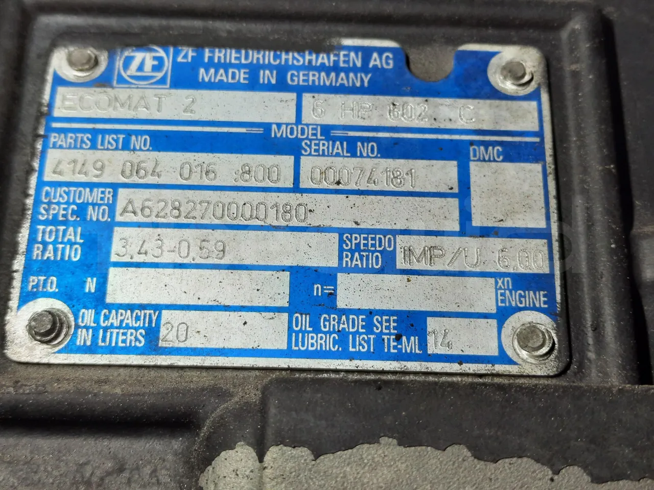 Mercedes-Benz O 530 G- 3P - Euro5 - 260kW - 17.940mt - gearbox plate photo