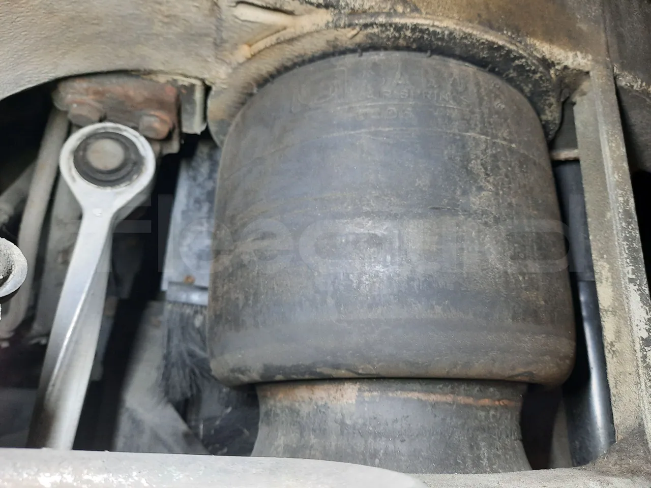 Mercedes-Benz O 530 G- 3P - Euro5 - 260kW - 17.940mt - axle 3 air springs 2 right